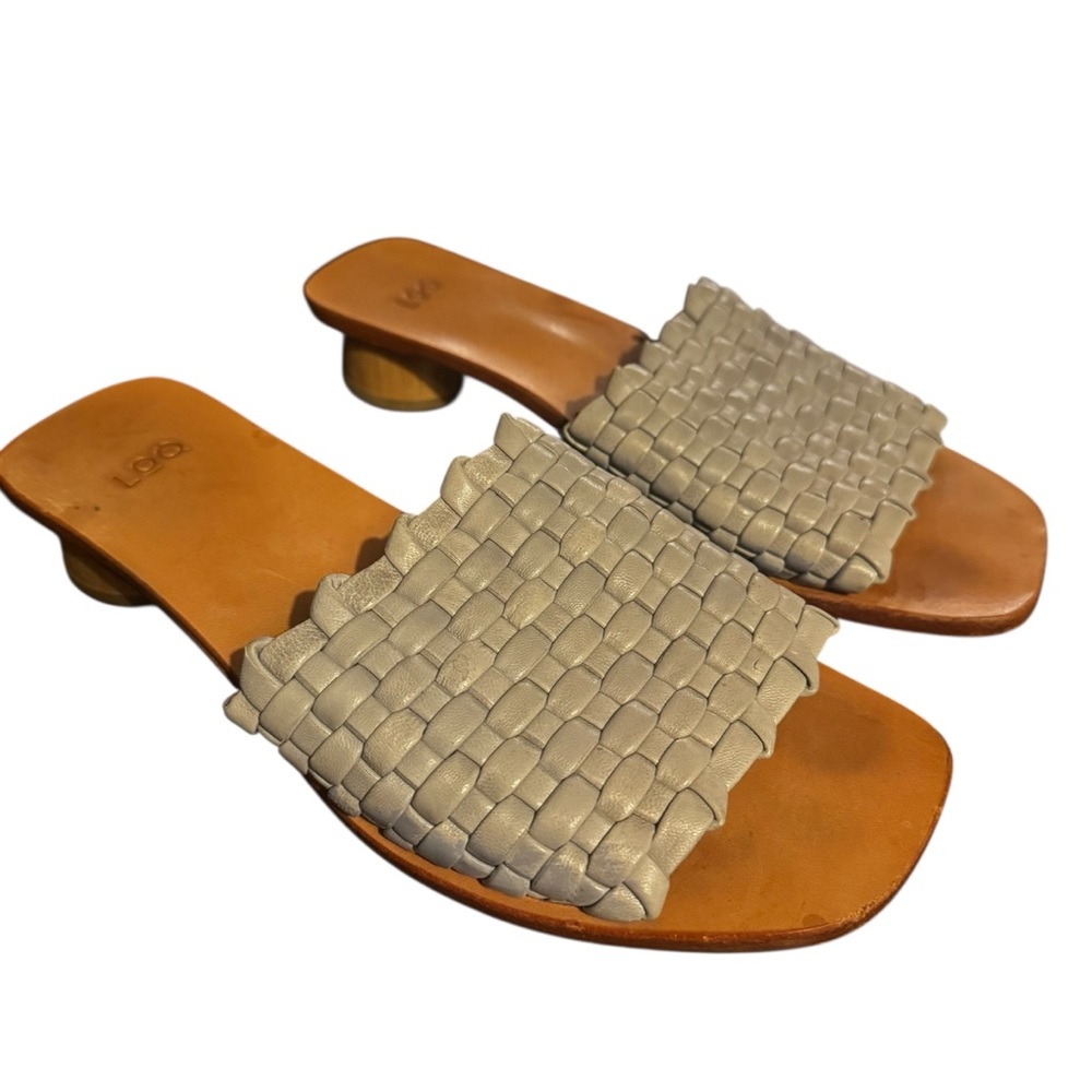 LOQ Woven Slide Sandals